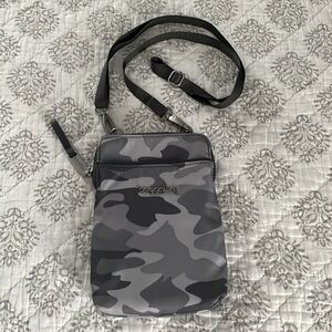 Baggallini Small Crossbody Purse - Gray Camo NWOT